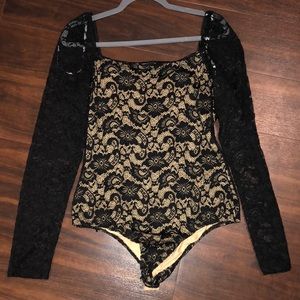 Lulu’s black lace long sleeve bodysuit size XL